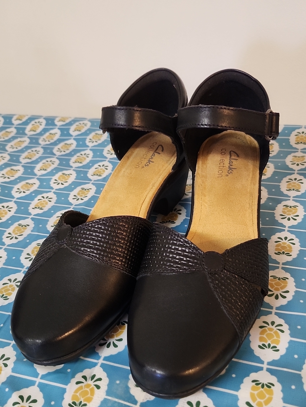 Clarks Emily Rae Women's Sz 10 Leather Heeled Mary-Janes Black Shoes Nwot